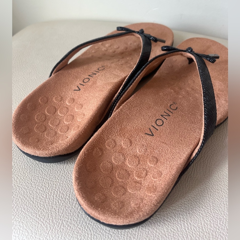 Vionic Bella Toe Post Black Leather Comfortable S… - image 6